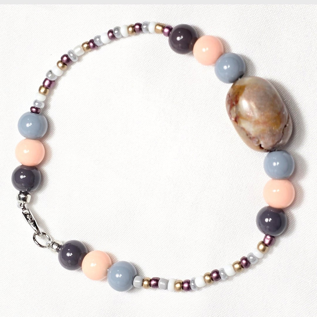 Handmade Earthy Agate Stone With Glass Beads: Boho Chic Style