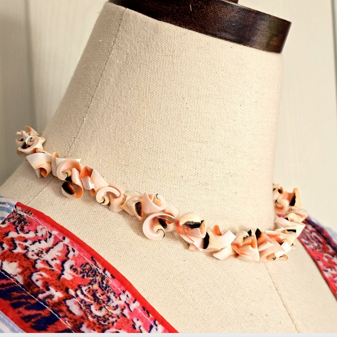 Beautiful Bohemian Beach Coastal Style Shell Beaded Necklace