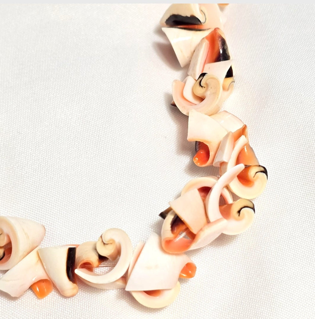 Beautiful Bohemian Beach Coastal Style Shell Beaded Necklace