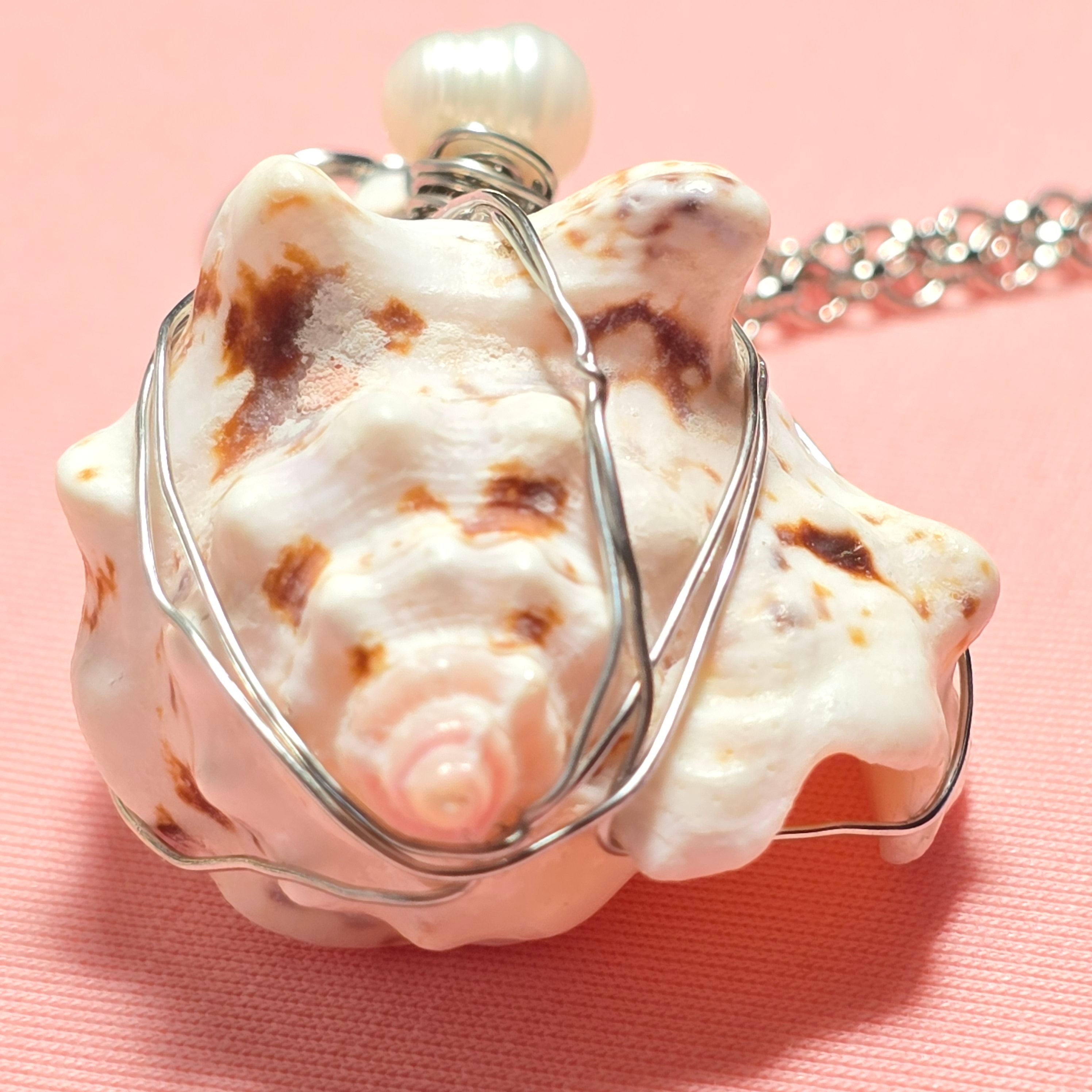 Handmade Wired Natural Conch Shell Super Long Necklace Boho Beach Summer Staple Necklace