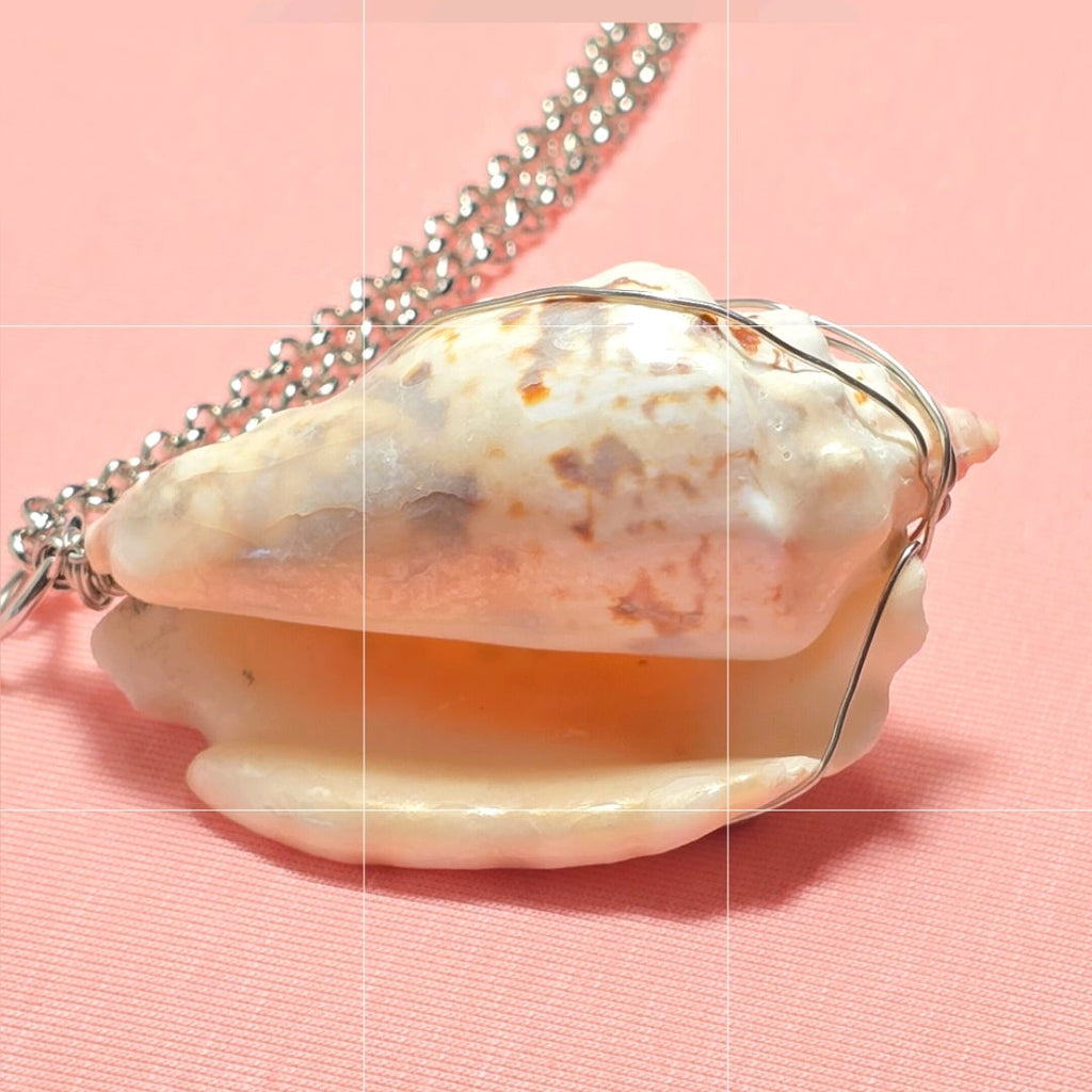 Handmade Wired Natural Conch Shell Super Long Necklace Boho Beach Summer Staple Necklace