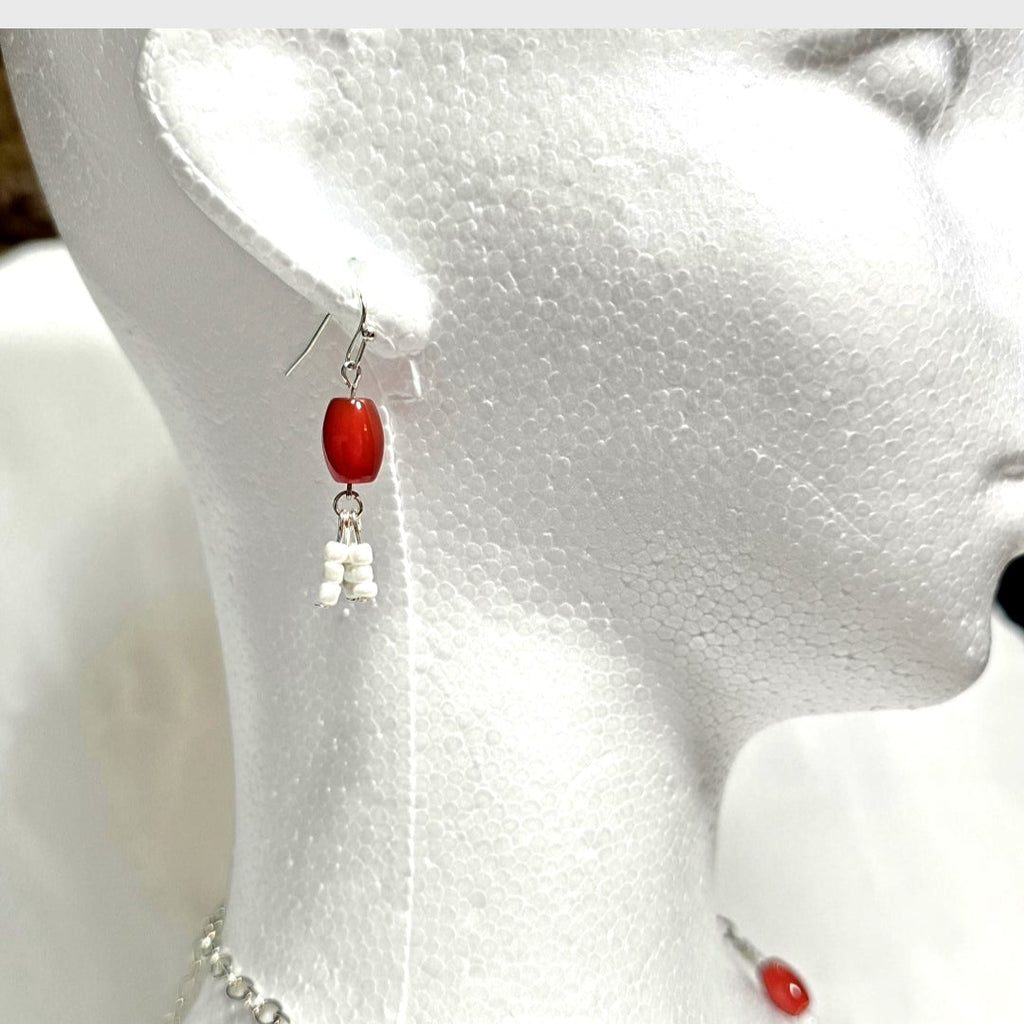 Handmade Natural Torquiose Pendant with Red Carnelian stone, white glass seed beads on silver tone chain. Y2K Bohenian Coastal Necklace Set