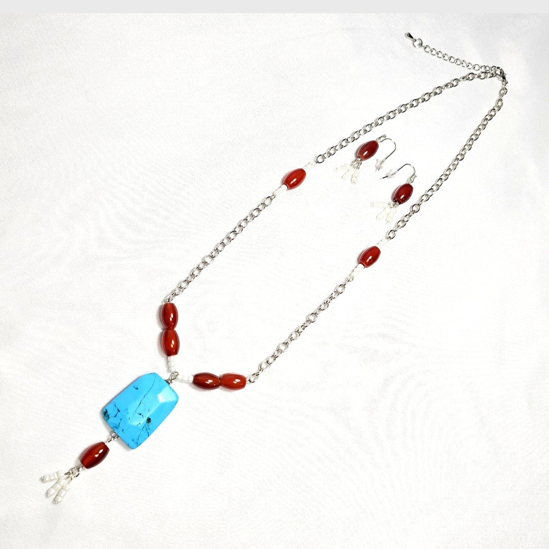 Handmade Natural Torquiose Pendant with Red Carnelian stone, white glass seed beads on silver tone chain. Y2K Bohenian Coastal Necklace Set