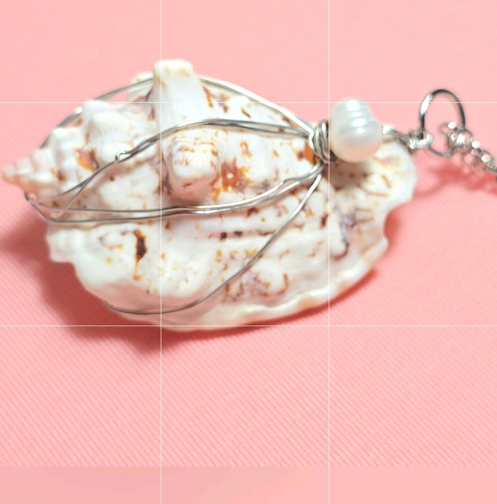 Handmade Wired Natural Conch Shell Super Long Necklace Boho Beach Summer Staple Necklace