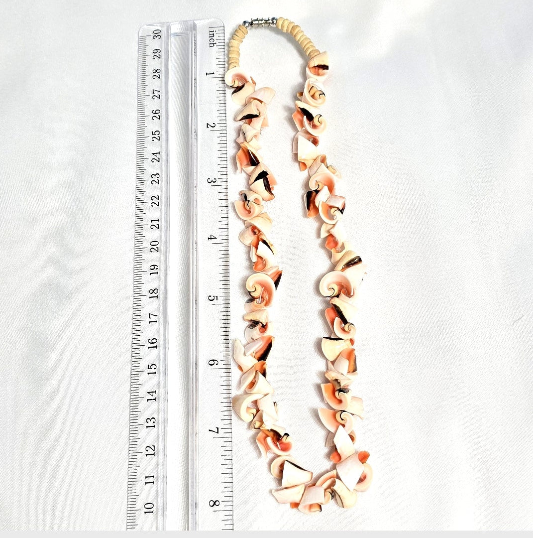 Beautiful Bohemian Beach Coastal Style Shell Beaded Necklace